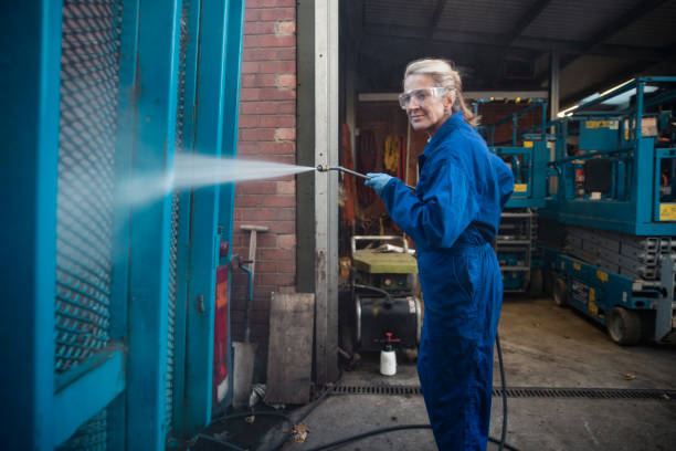 Best Graffiti Removal Services in Albertson, NY